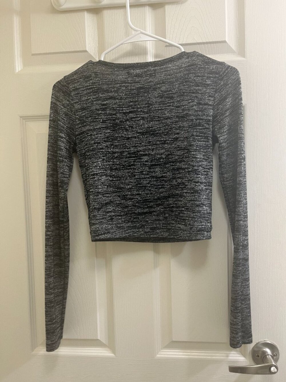 Crop top - Picture 2 of 2